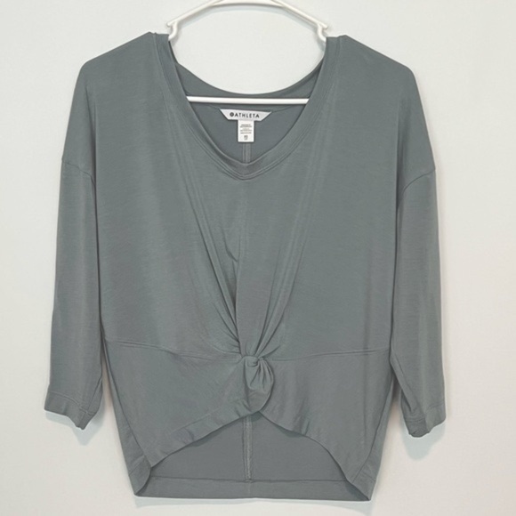 Athleta Embody Twist Front 3/4 Sleeve Top
Sage Blue Green Women's XS - Picture 2 of 7